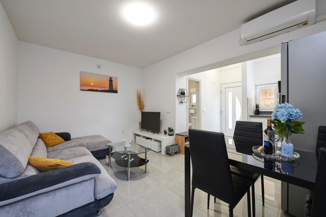 Apartment Josip Ciovo *